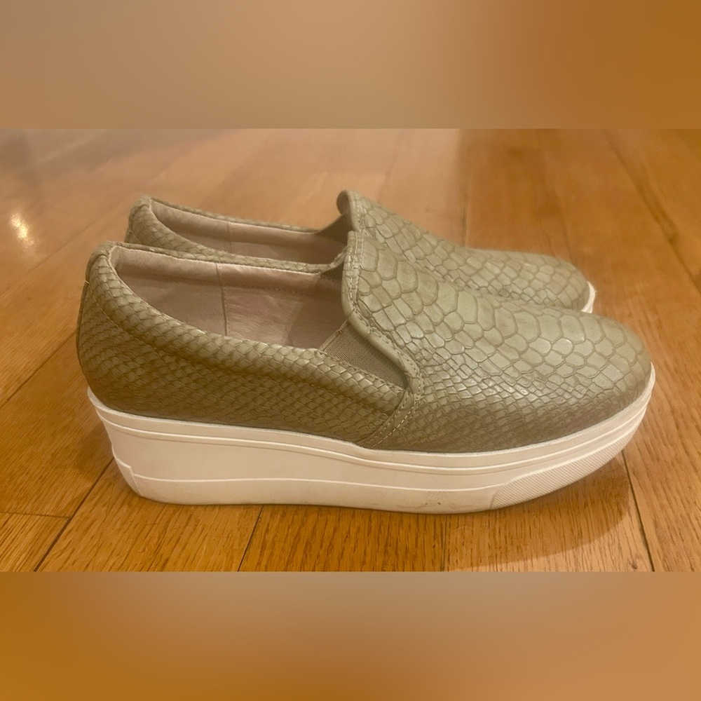 J Slides Tan Slip-On Sneakers Size 7